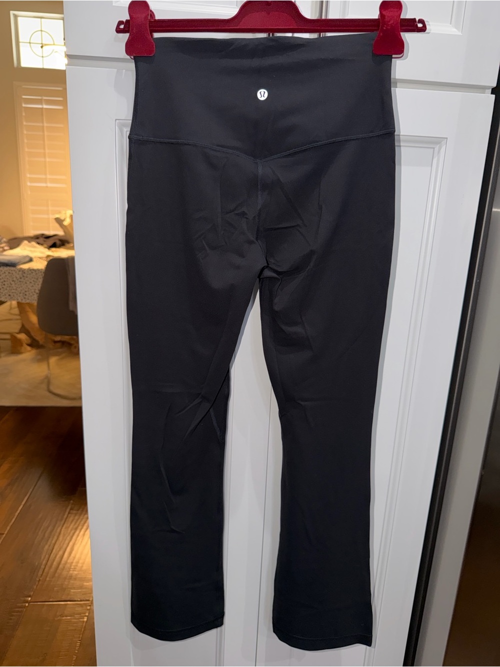 Size 6 Lululemon Align Flare Leggings - Picture 5 of 8